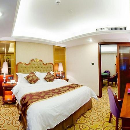 Royal Duke Cherrabah Hotel Zhongshan Zhongshan  Eksteriør billede