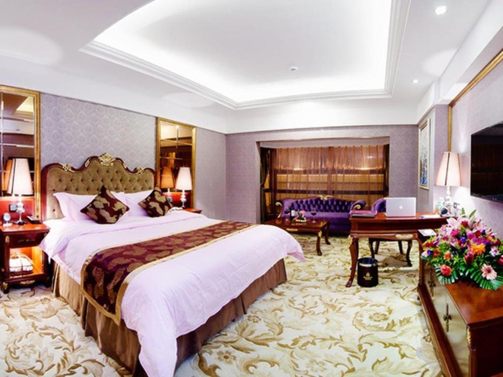 Royal Duke Cherrabah Hotel Zhongshan Zhongshan  Eksteriør billede